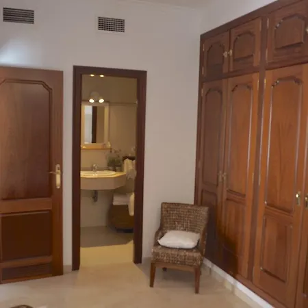 Penthouse Puerta De La Juderia Apartment *
